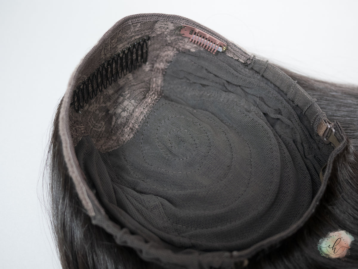 “LARK" Premium Pony Wig: Sz. M, 24"
