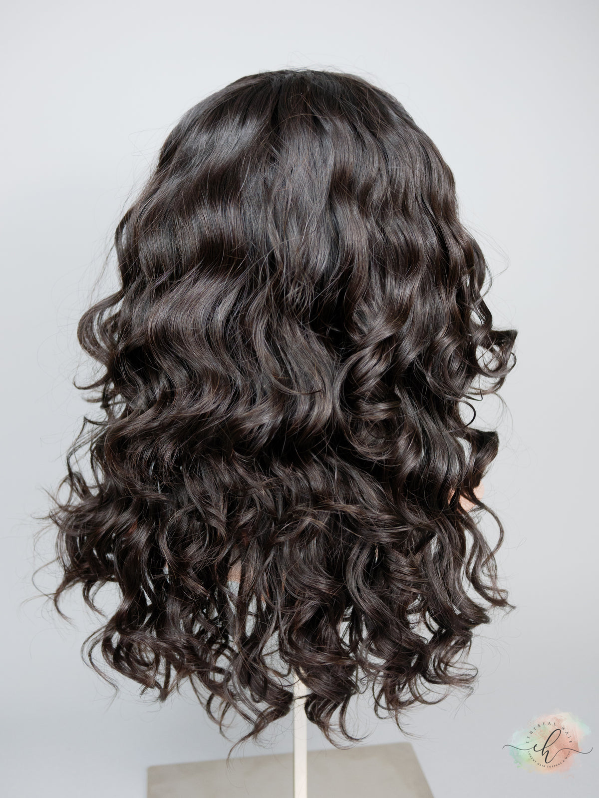 “LARK" Premium Pony Wig: Sz. M, 21", Curly