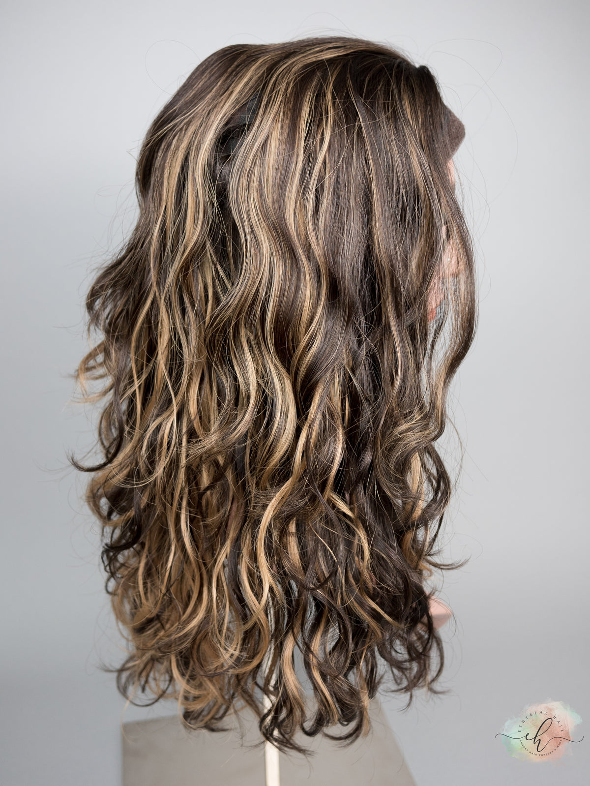 "WYNONNA" Premium Pony Wig: Sz. L, 22", Curly
