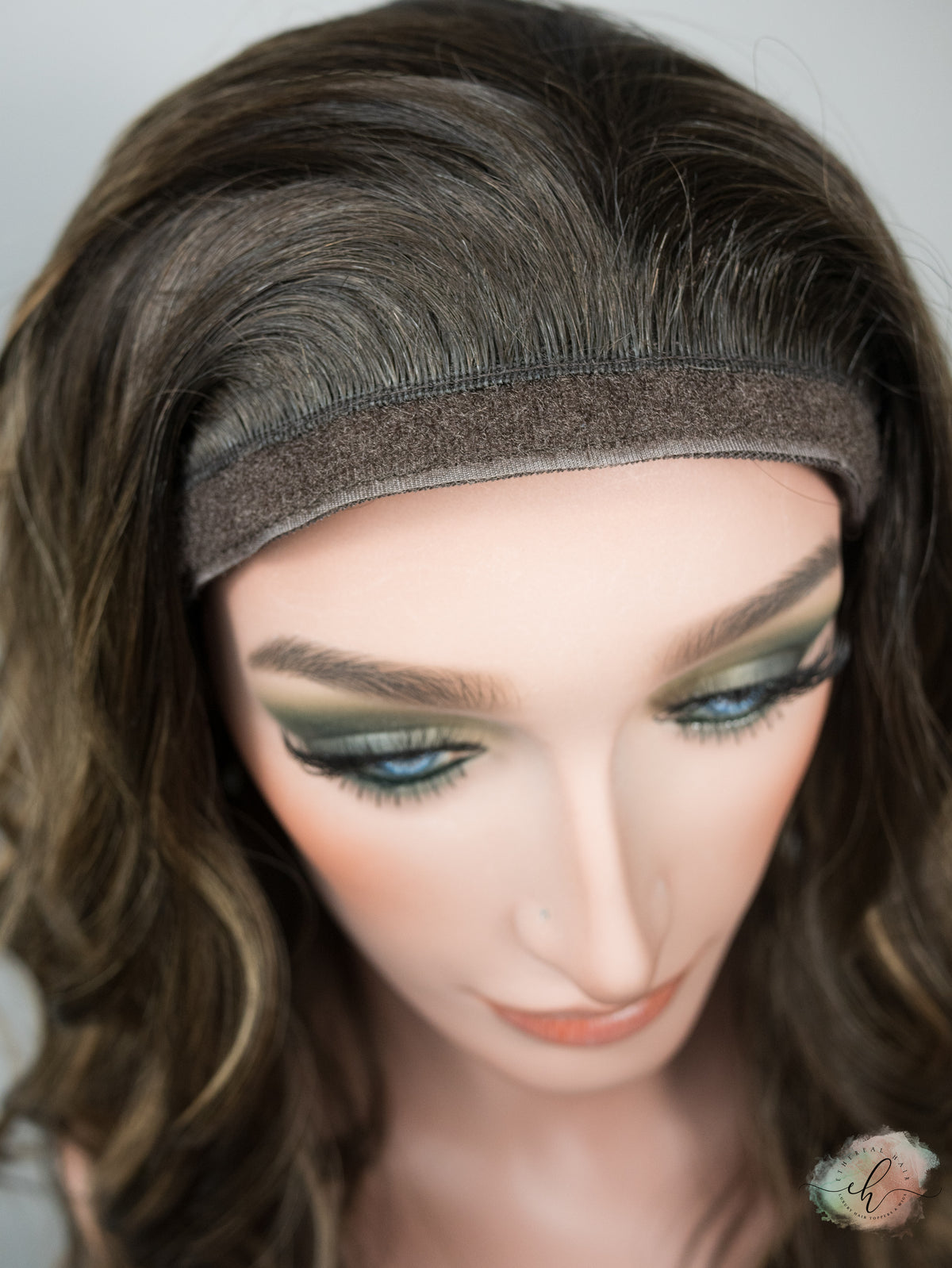 "WYNONNA" Premium Pony Wig: Sz. M, 22"