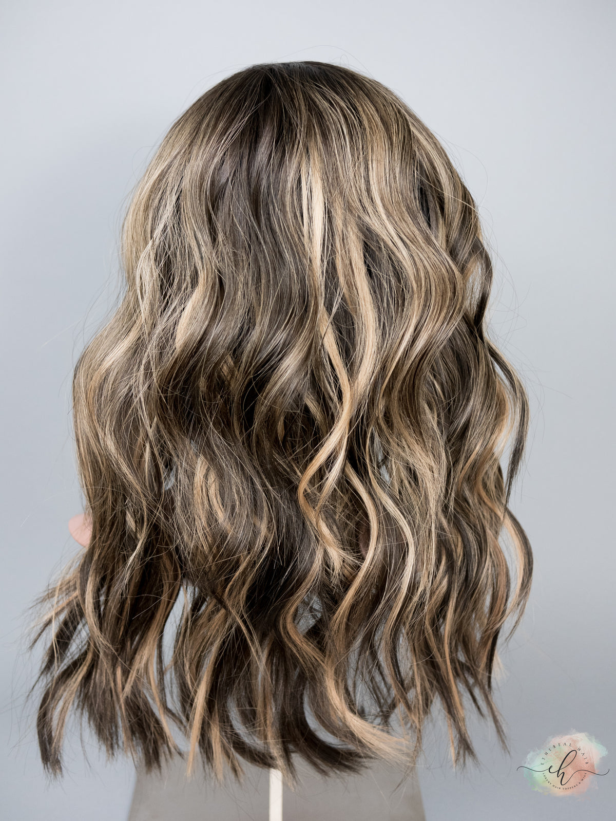 "WYNONNA" Premium Pony Wig: Sz. M, 22"