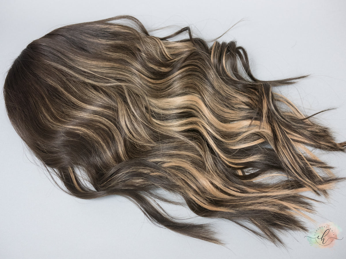 "WYNONNA" Premium Pony Wig: Sz. M, 22"