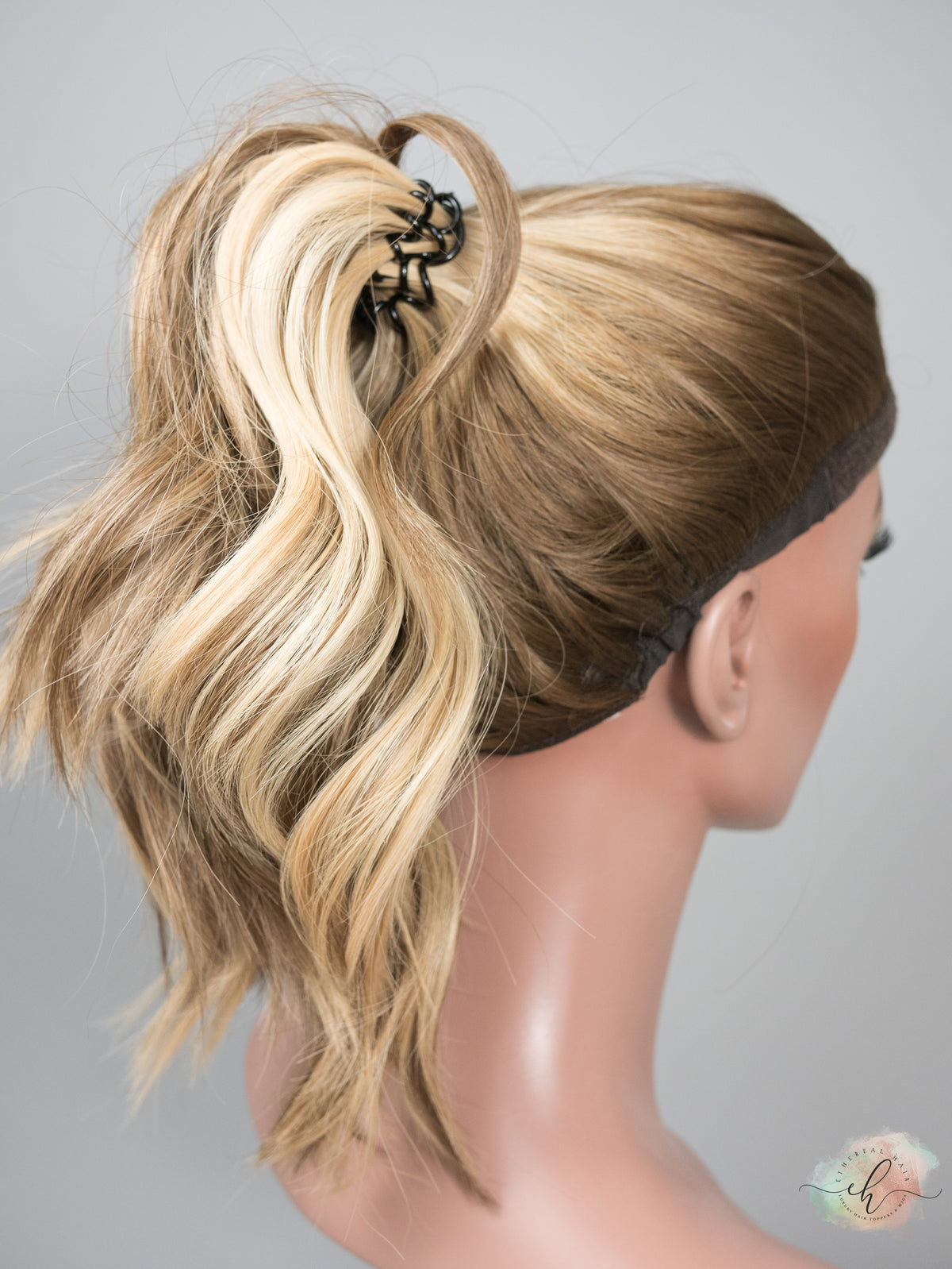 &quot;GIGI&quot; Premium Pony Wig: Sz. M, 22&quot;