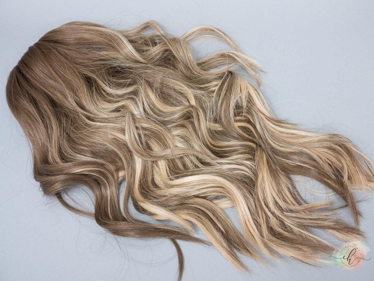 &quot;GIGI&quot; Premium Pony Wig: Sz. M, 22&quot;