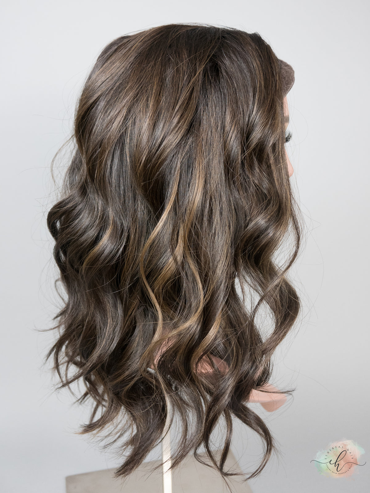 “LARK" Premium Pony Wig: Sz. M, 21-22"