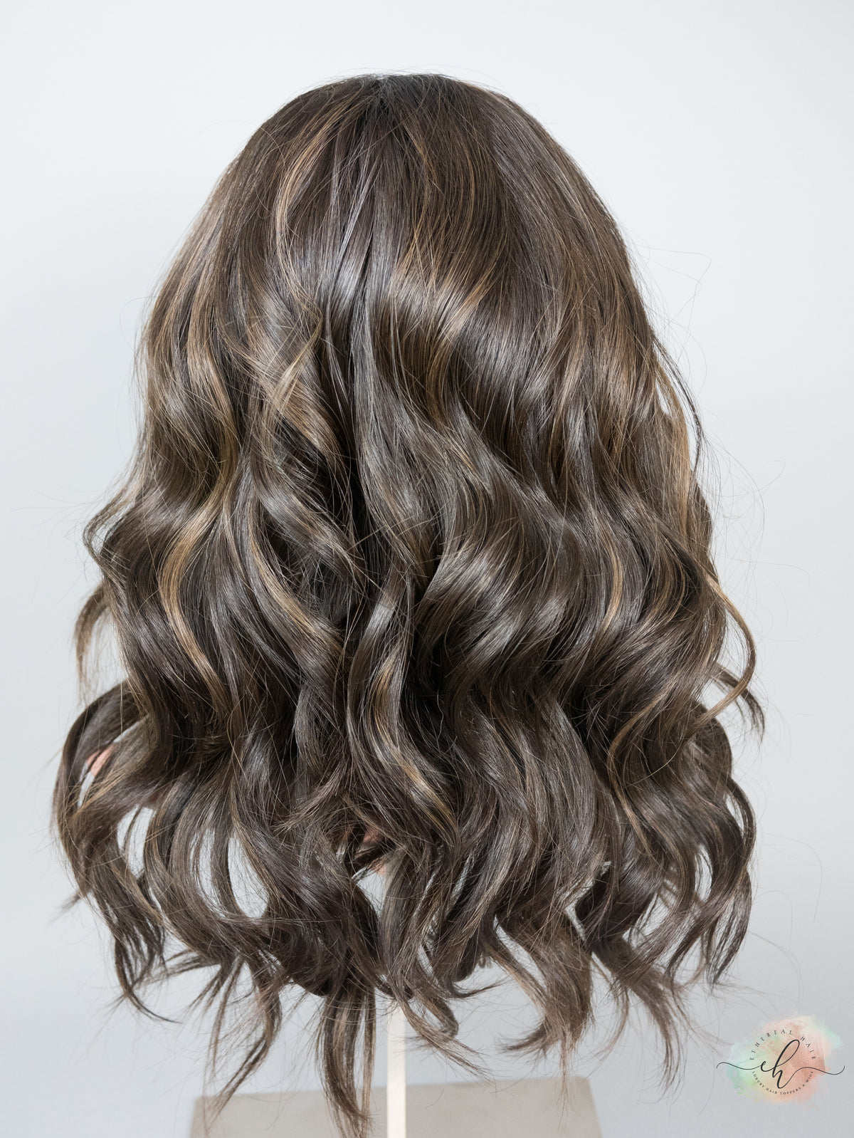 “LARK" Premium Pony Wig: Sz. M, 21-22"