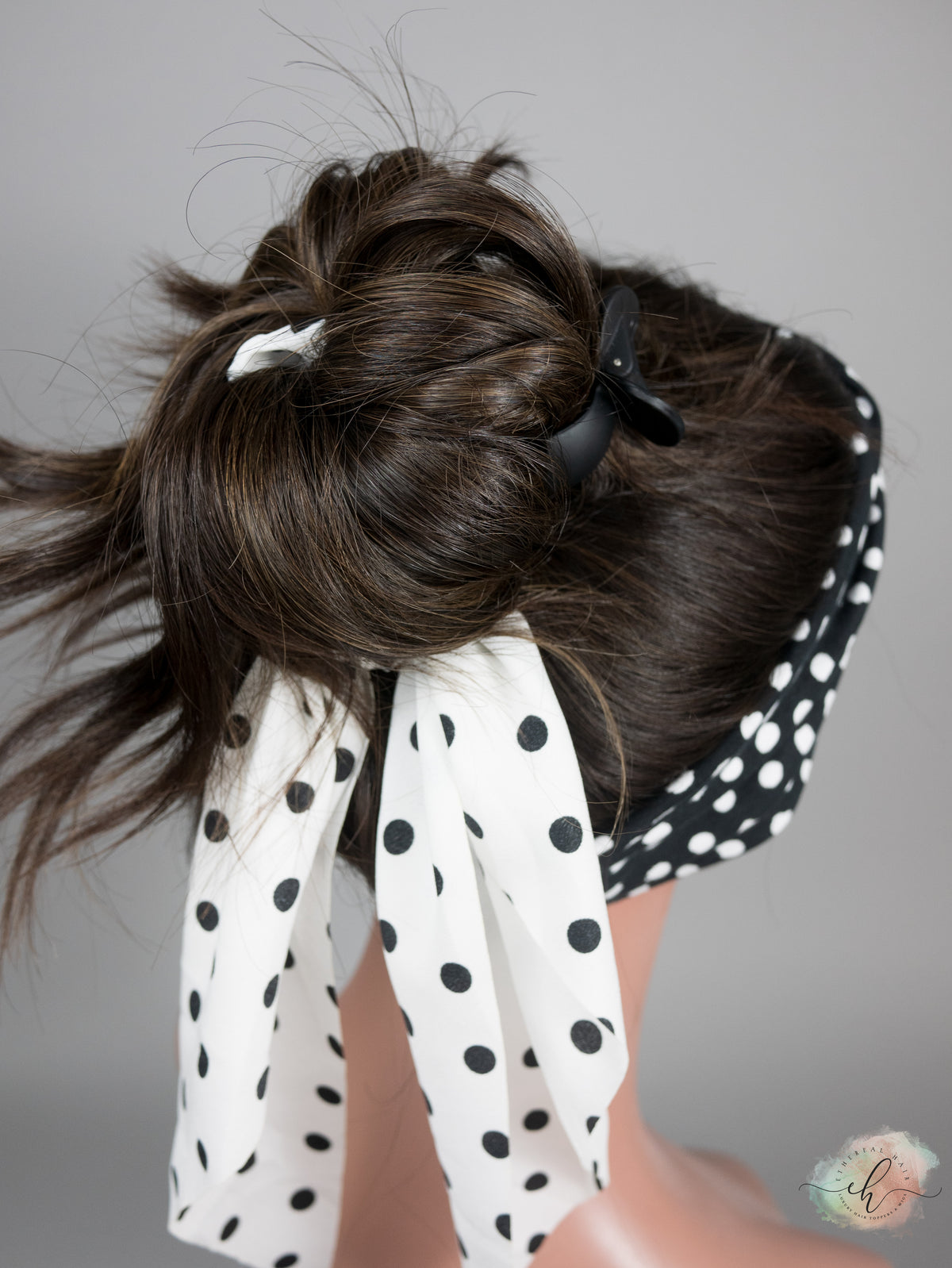 “LARK" Premium Pony Wig: Sz. M, 21-22"