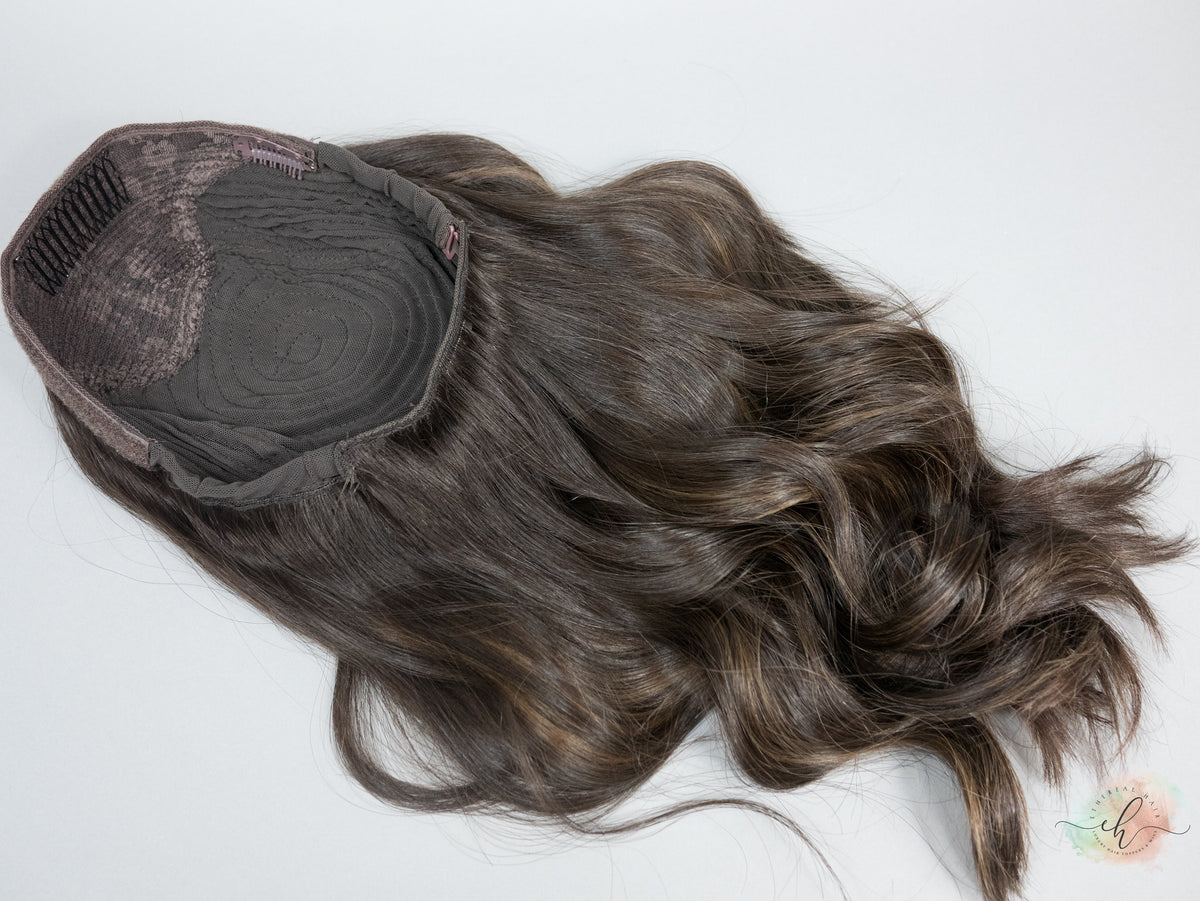 “LARK" Premium Pony Wig: Sz. M, 21-22"