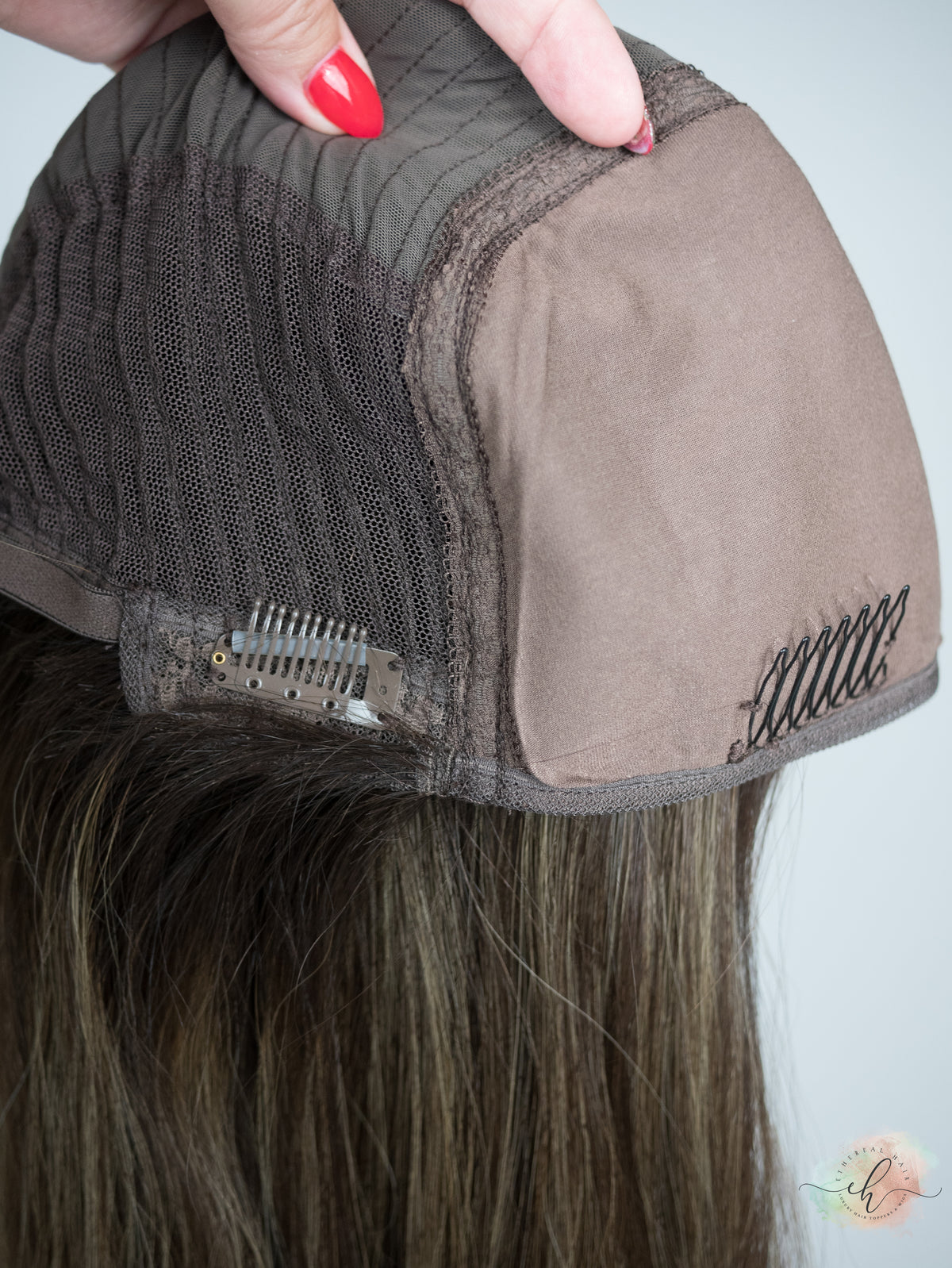 “SERAPHINA&quot; Premium HAT FALL Wig: Sz. M, 23&quot;