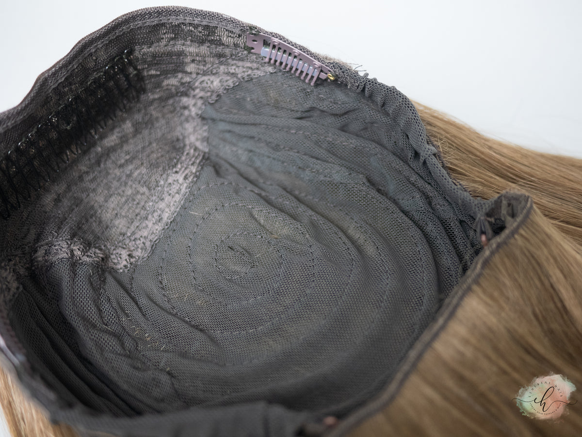 “GEORGIA" Premium Pony Wig: Sz. L, 23"