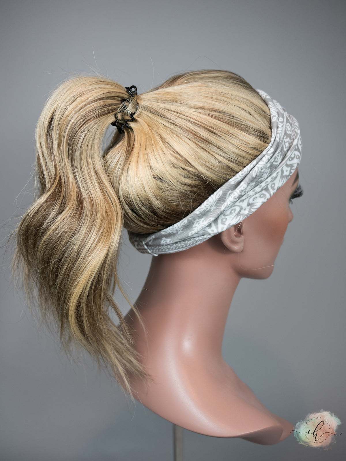 “MILAN" Premium Pony Wig: Sz. M, 24"