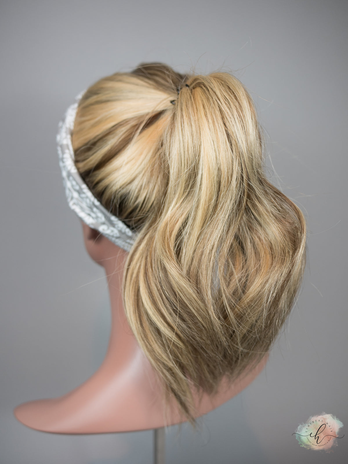 “MILAN" Premium Pony Wig: Sz. M, 24"