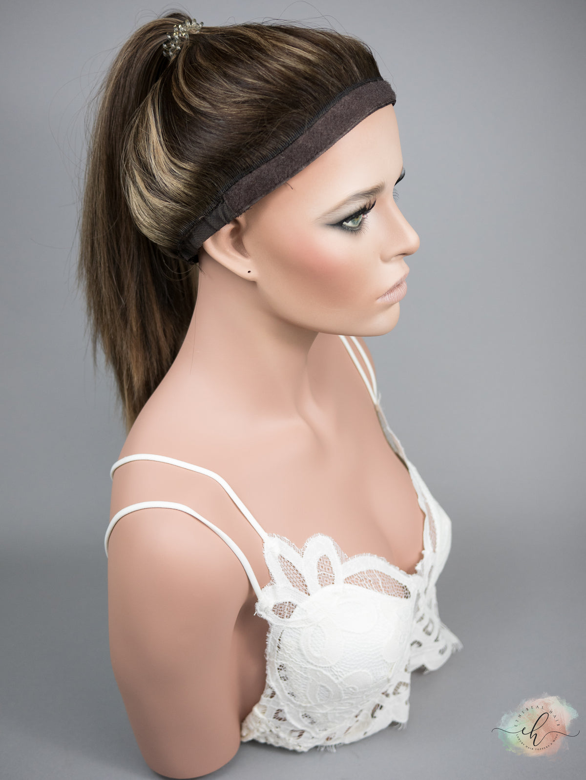 “COVE" Premium Pony Wig: Sz. L, 24"