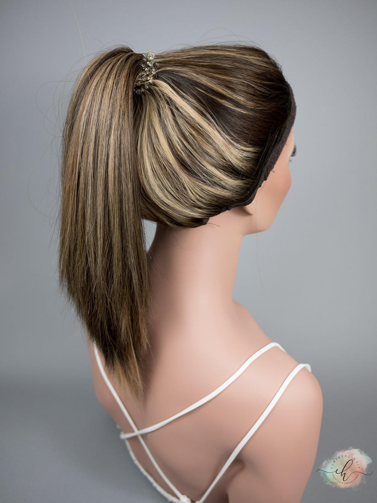 “COVE" Premium Pony Wig: Sz. L, 24"