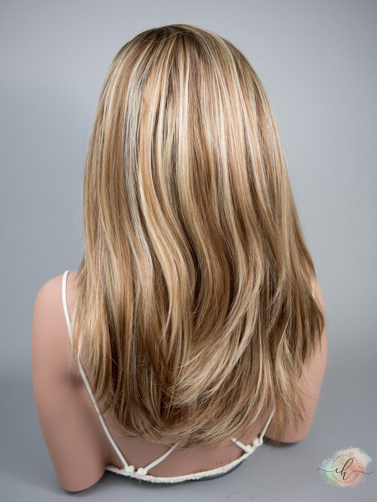 “SLOAN&quot; Premium Pony Wig: Sz. L, 22&quot;