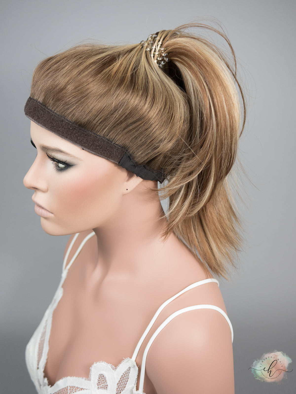 “SLOAN&quot; Premium Pony Wig: Sz. L, 22&quot;