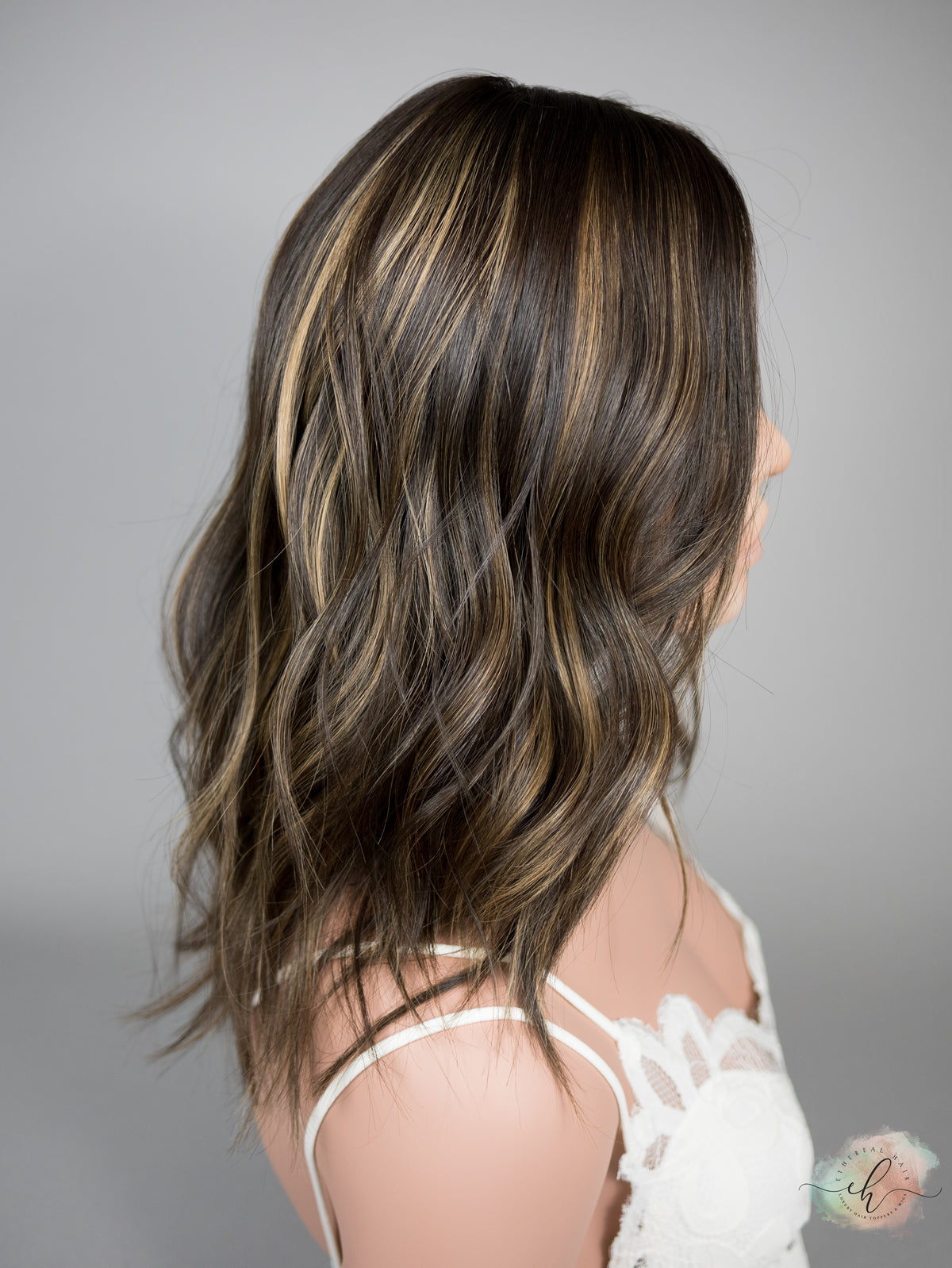 “ROMY&quot; Premium Topper: Silk Top, 9x9, 17&quot;, Layered