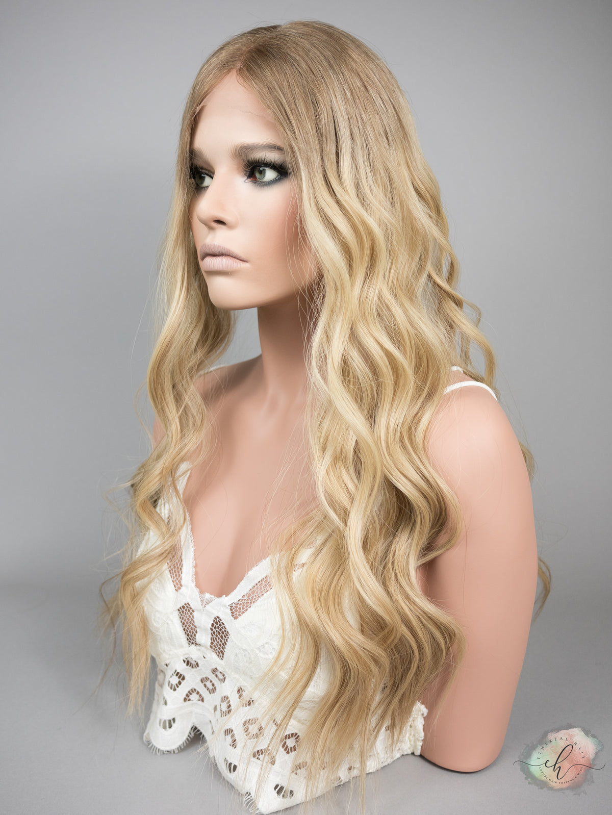 “VEE&quot; Premium Topper: Lace Top, 8x8, 26&quot;