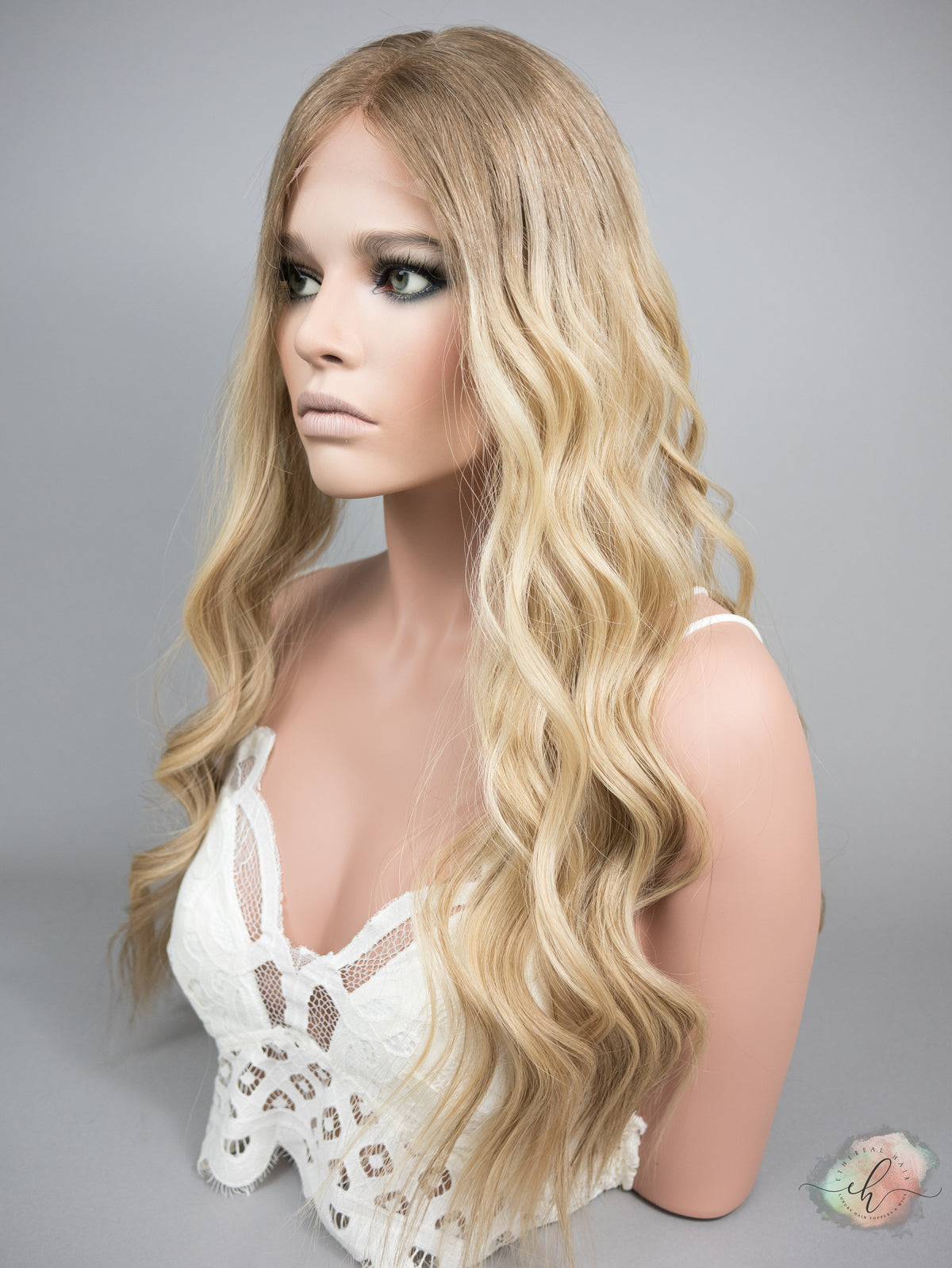 “VEE&quot; Premium Topper: Lace Top, 8x8, 26&quot;