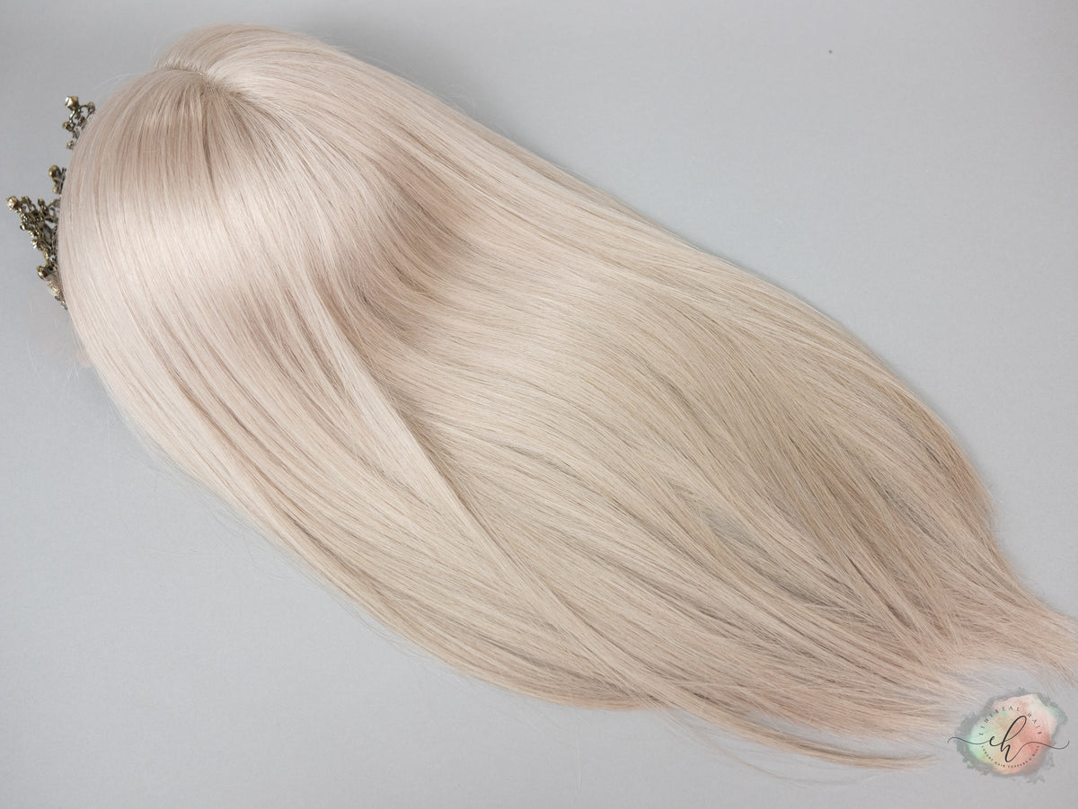 “SHILO&quot; Premium Wig: Lace Top, Sz. S, 21&quot;