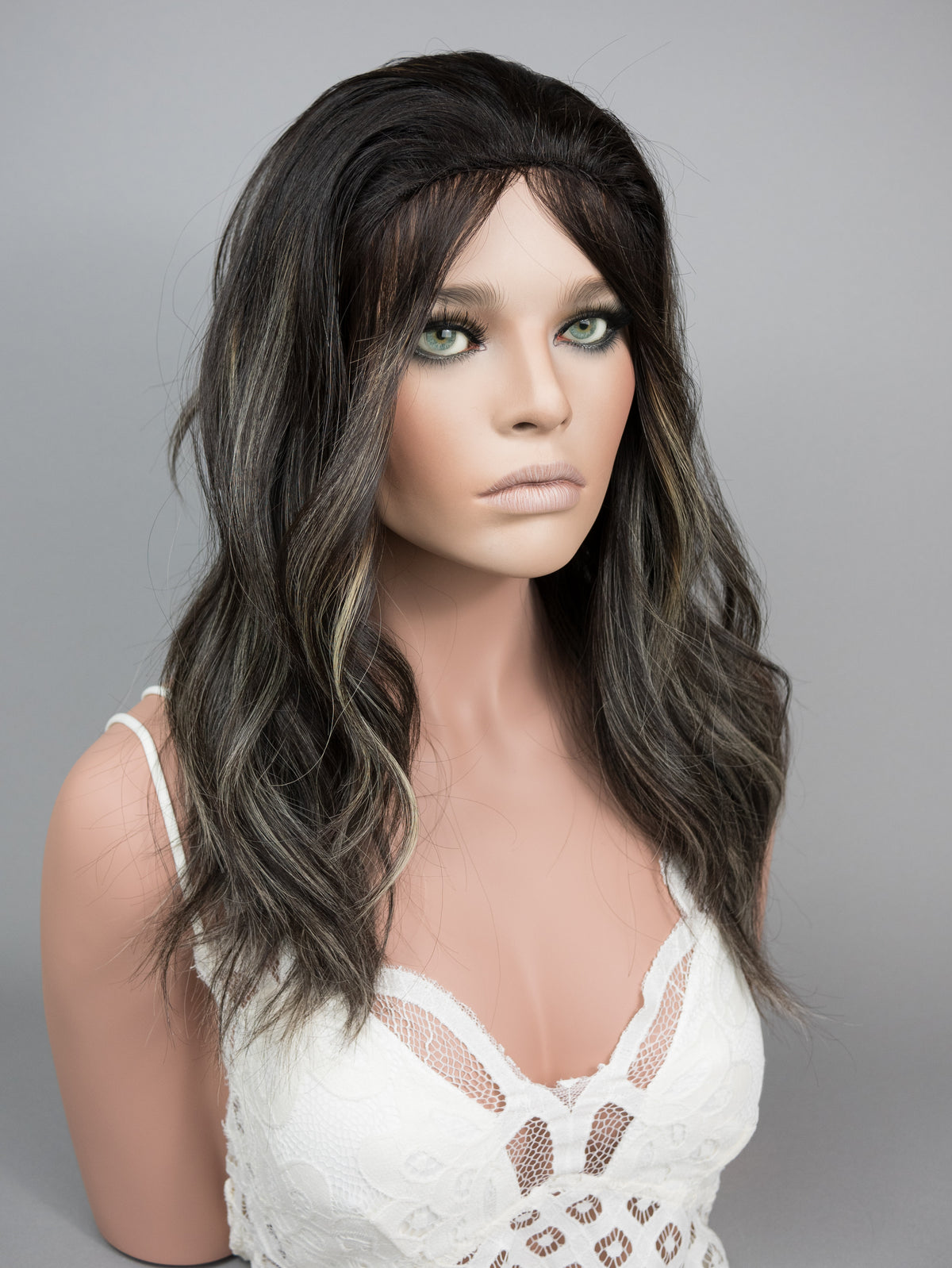 “RHIANNON HIGHLIGHT" Premium Pony Wig: Sz. S/M, 22-23"