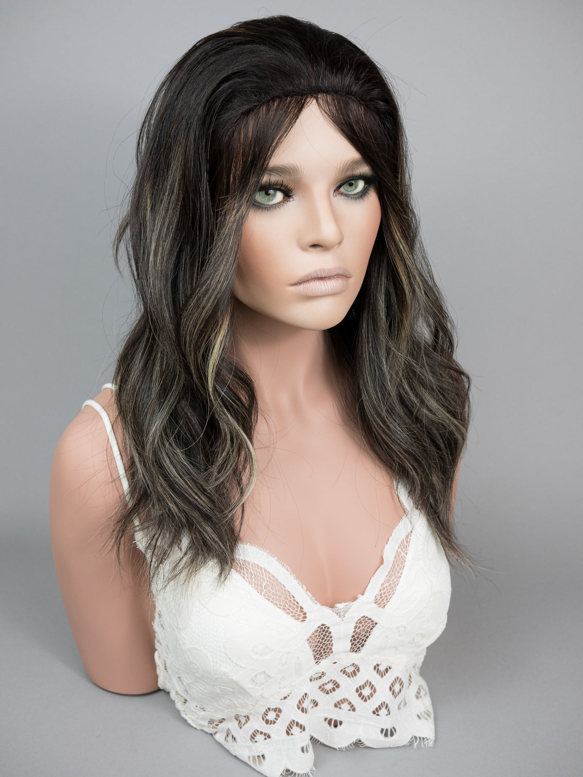 “RHIANNON HIGHLIGHT" Premium Pony Wig: Sz. S/M, 22-23"