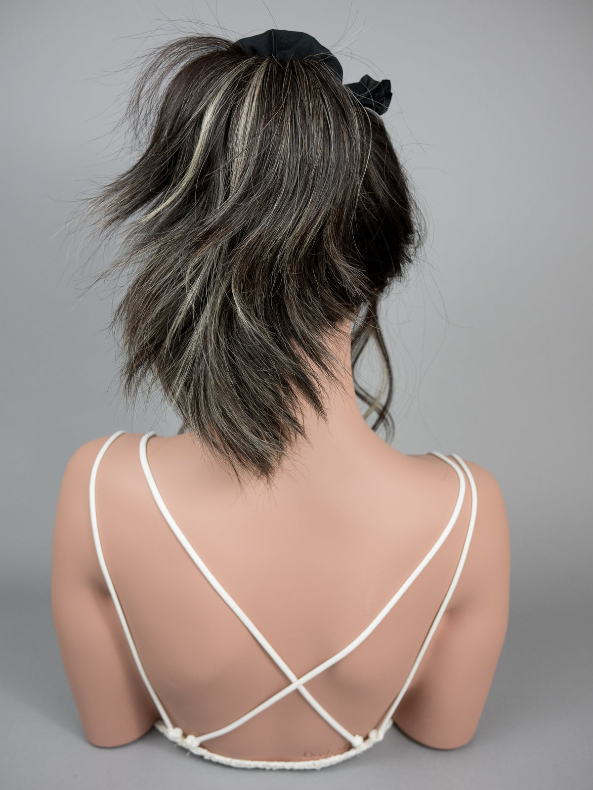 “RHIANNON HIGHLIGHT" Premium Pony Wig: Sz. S/M, 22-23"