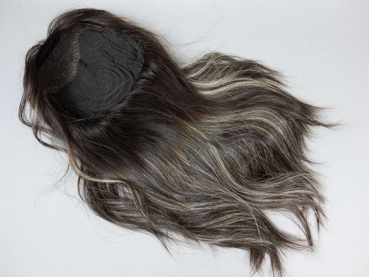 “RHIANNON HIGHLIGHT" Premium Pony Wig: Sz. S/M, 22-23"