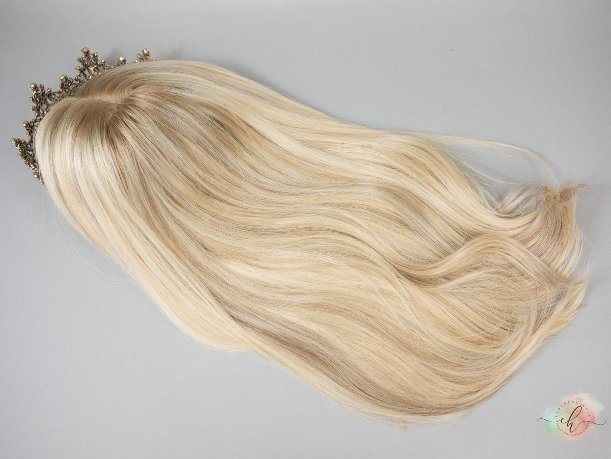 “VICTORIA&quot; Premium Wig: Silk Top Lace Front, Sz. M, 22&quot;