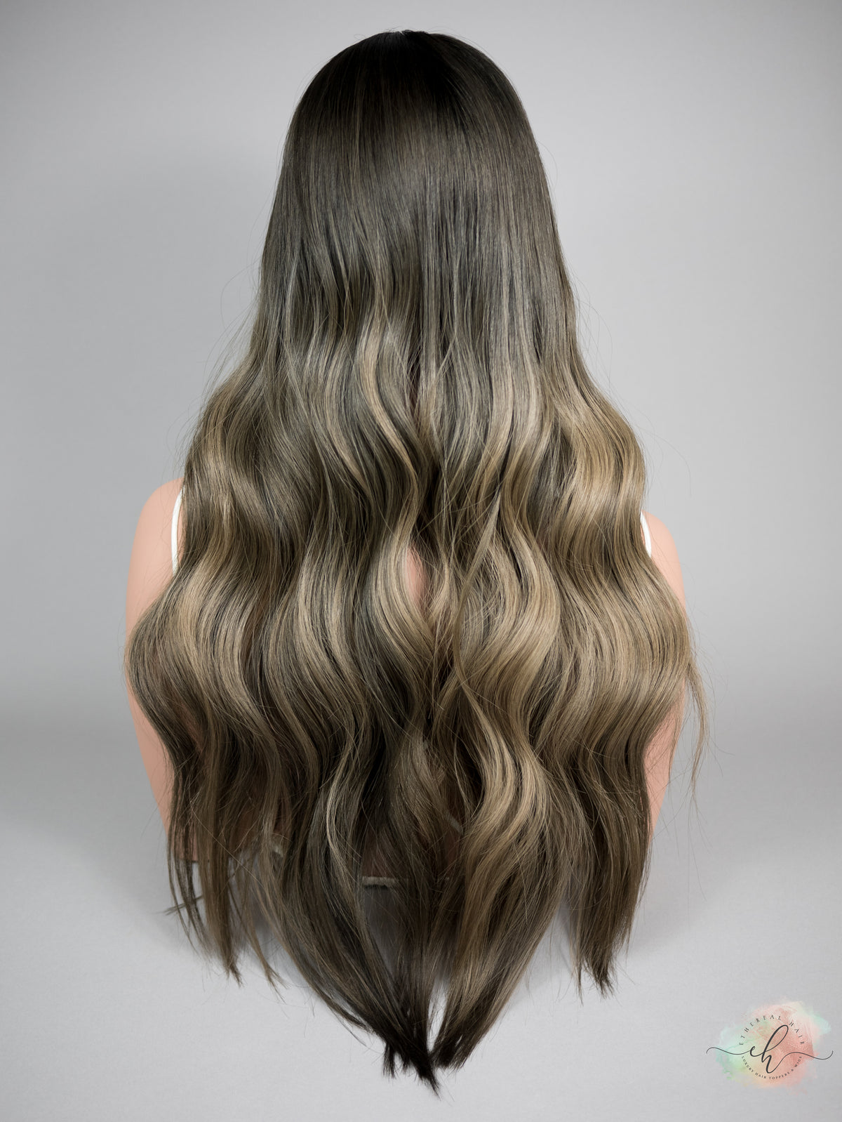 “SMOKED PEARL&quot; Exquisite Topper: Silk Top, 8x8, 27&quot;