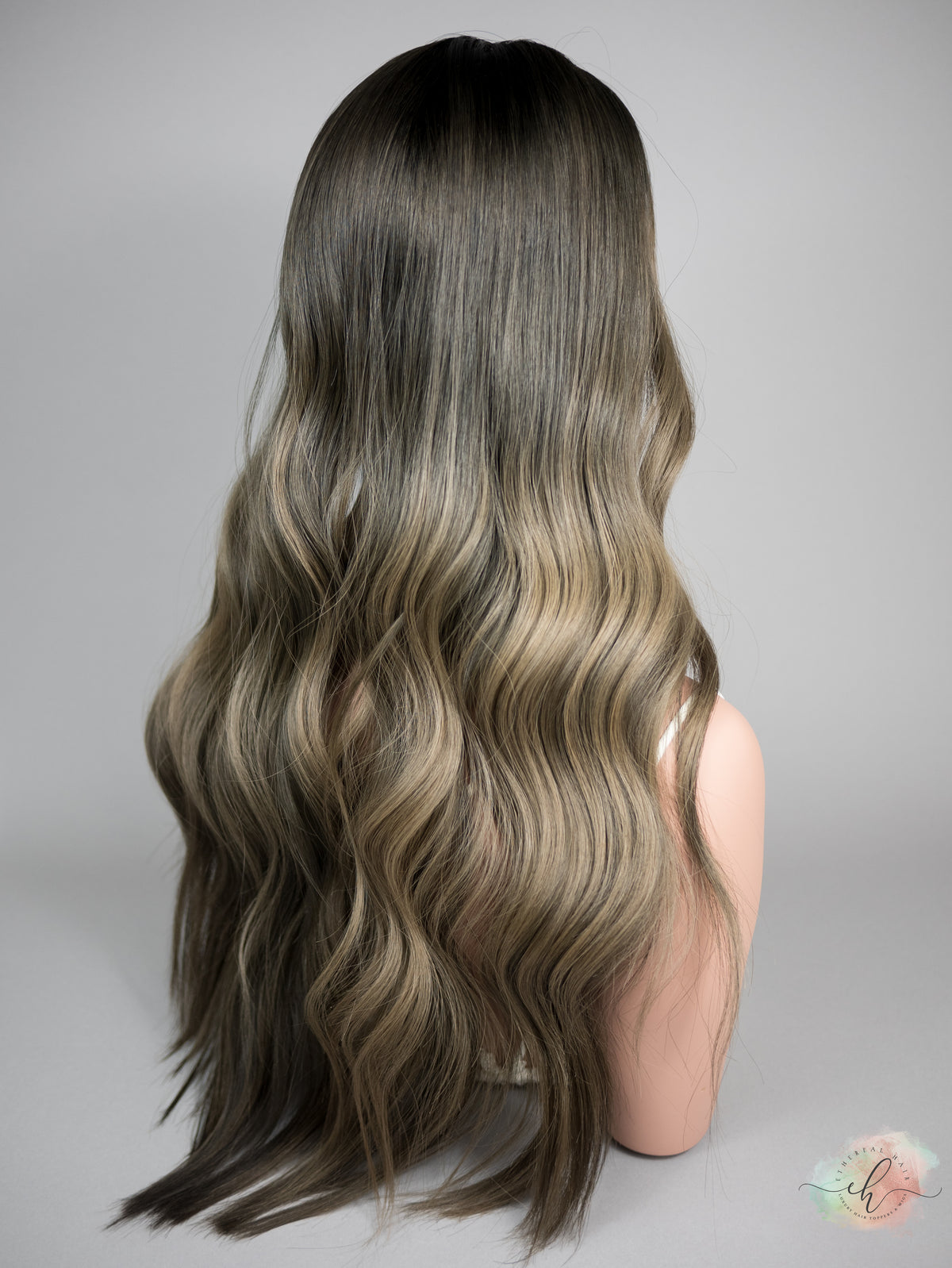 “SMOKED PEARL&quot; Exquisite Topper: Silk Top, 8x8, 27&quot;