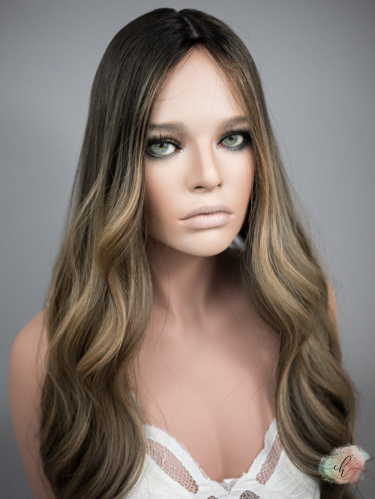 “WOODLAND BEAUTY&quot; Exquisite Topper: Silk Top, 8x8, 27&quot;