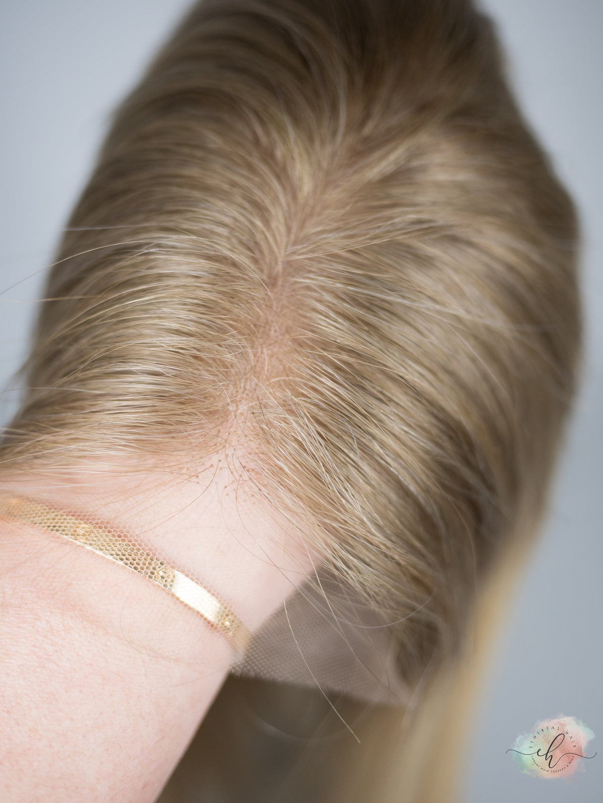 “VEE&quot; Premium Topper: Lace Top, 8x8, 21&quot;