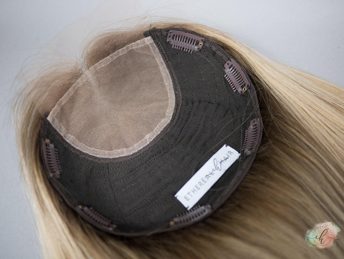 “VEE&quot; Premium Topper: Lace Top, 8x8, 21&quot;