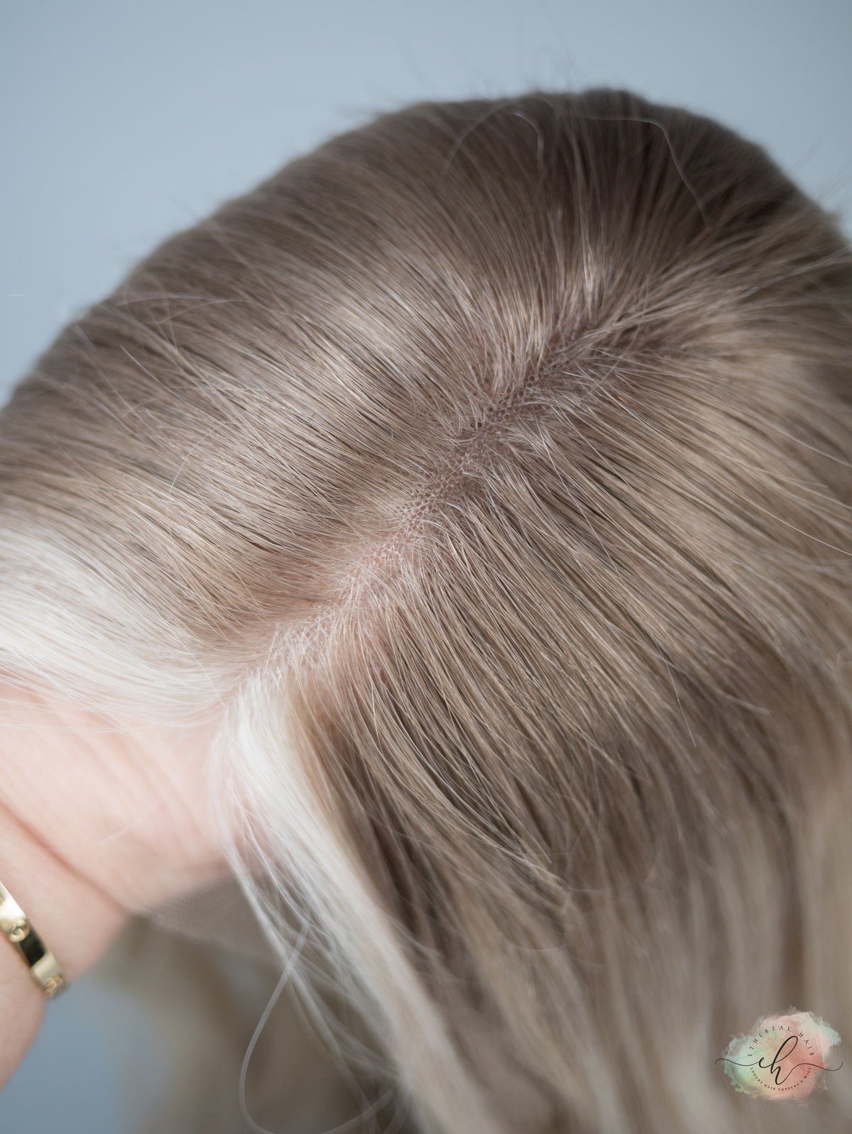 “OPULENCE&quot; Exquisite Wig: Lace Top, Sz. M, 23&quot;