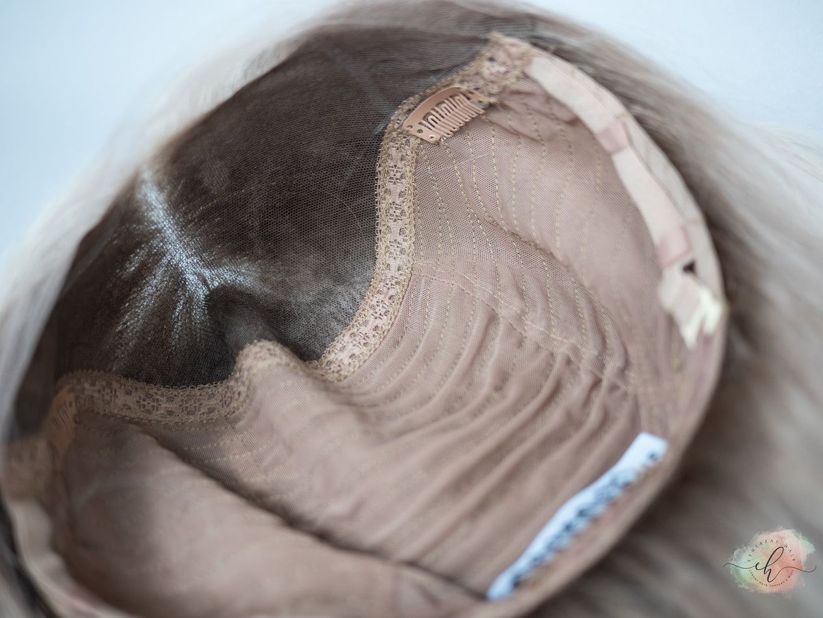 “OPULENCE&quot; Exquisite Wig: Lace Top, Sz. M, 23&quot;