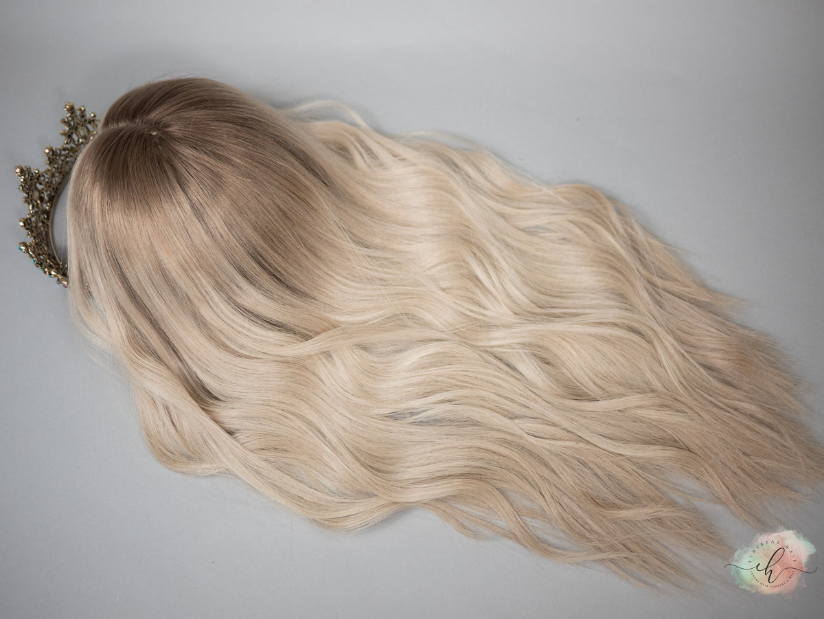 “OPULENCE&quot; Exquisite Wig: Lace Top, Sz. M, 23&quot;