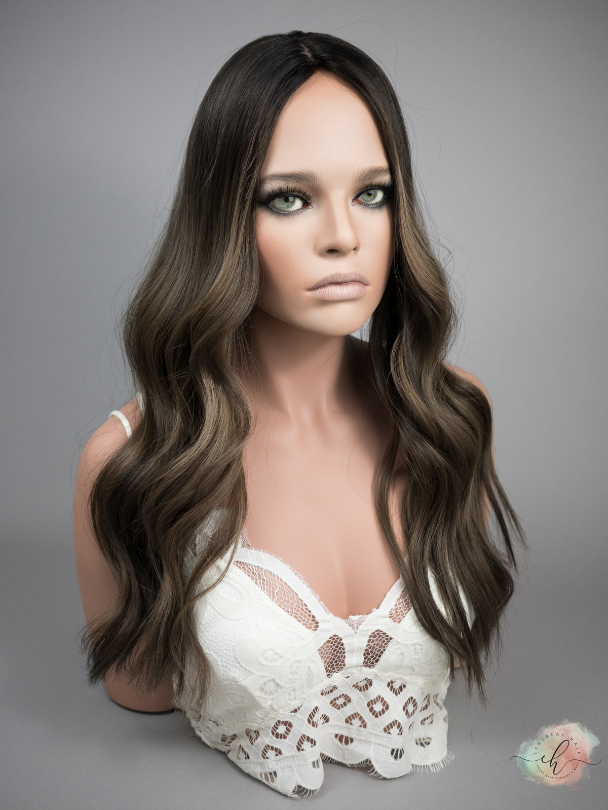 “MOSS&quot; Exquisite Topper: Silk Top, 8x8, 24&quot;