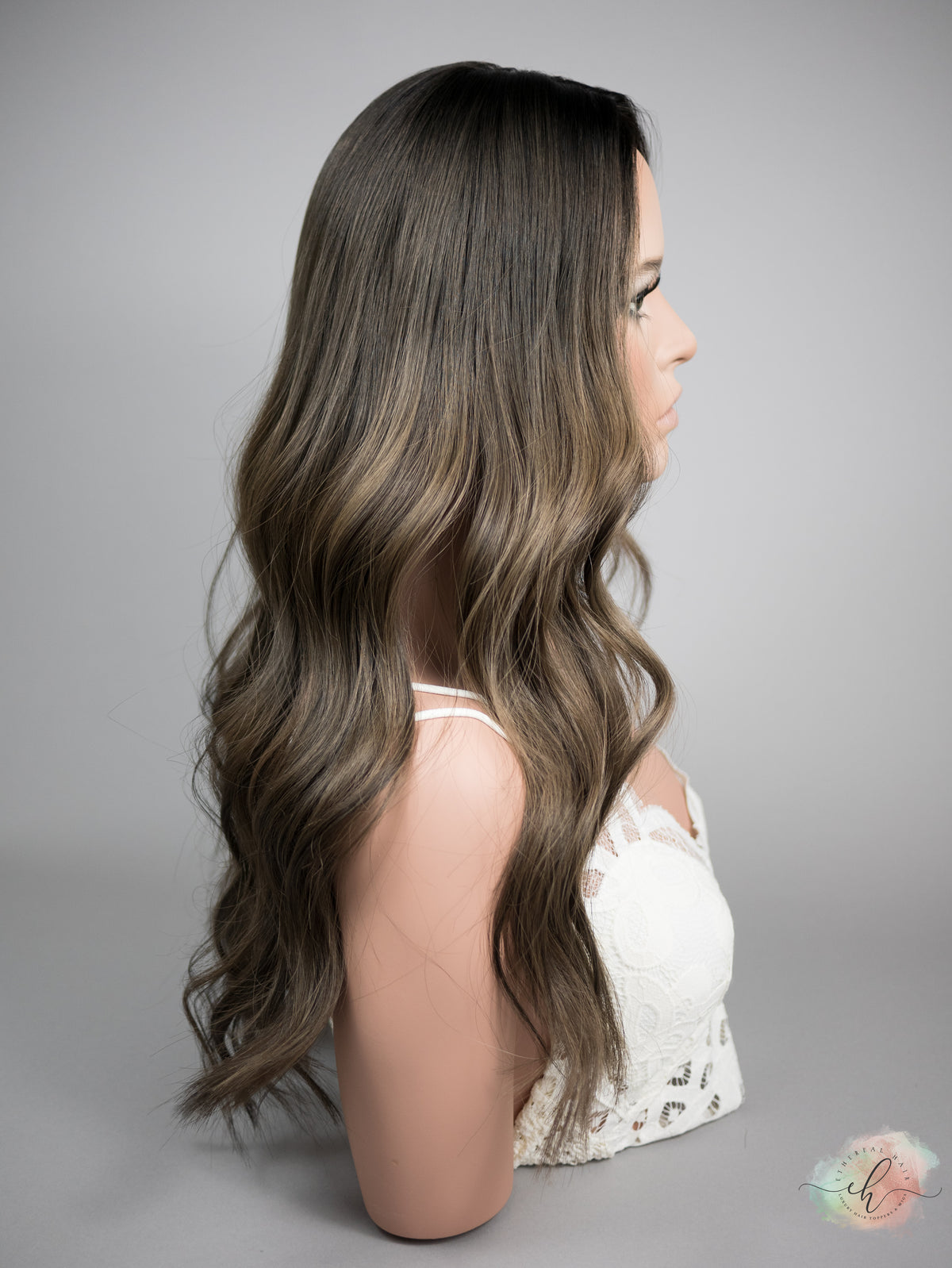 “MOSS&quot; Exquisite Topper: Silk Top, 8x8, 24&quot;