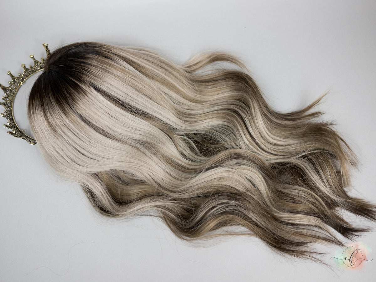 “FOXY" Exquisite Wig: Lace Top, Sz. M, 22"