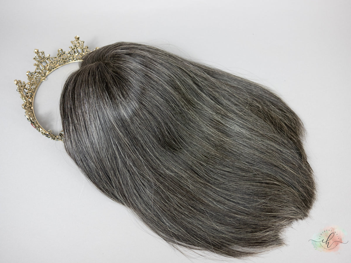 “DELLA" Exquisite Wig: Silk Top, Sz. M, LOB, 15-16"