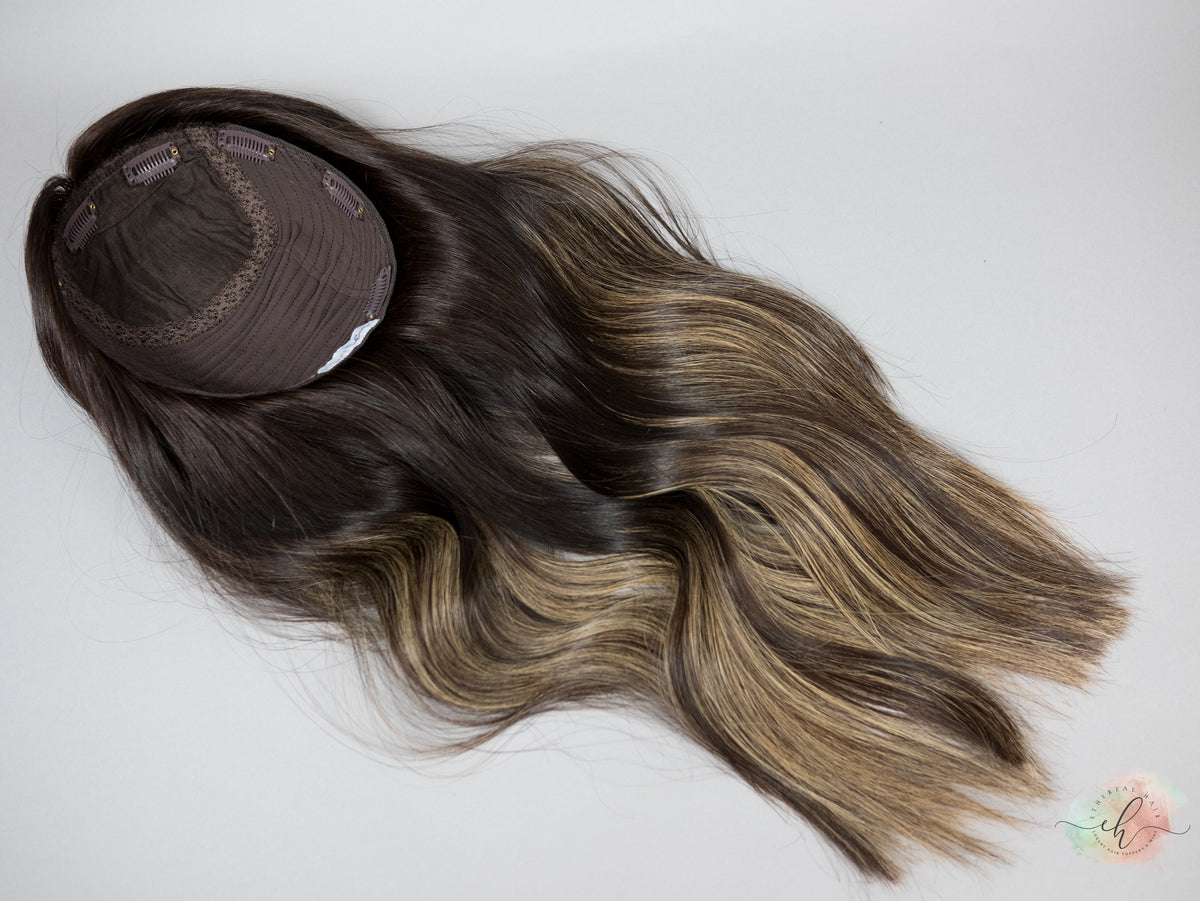 “CITY NIGHTS&quot; Exquisite Topper: Silk Top, 9x9, 23&quot;