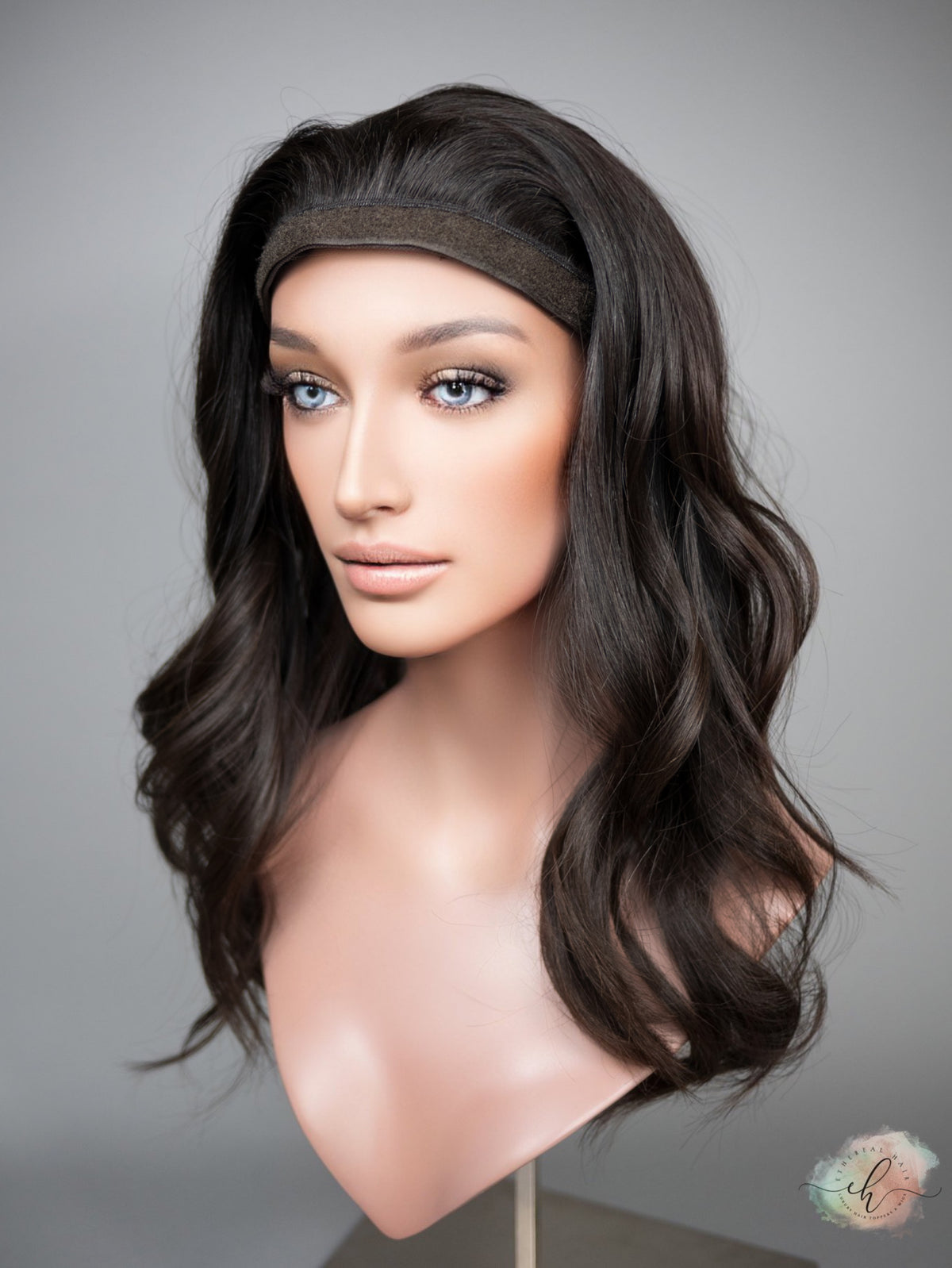 “LARK" Premium Pony Wig: Sz. M, 23"