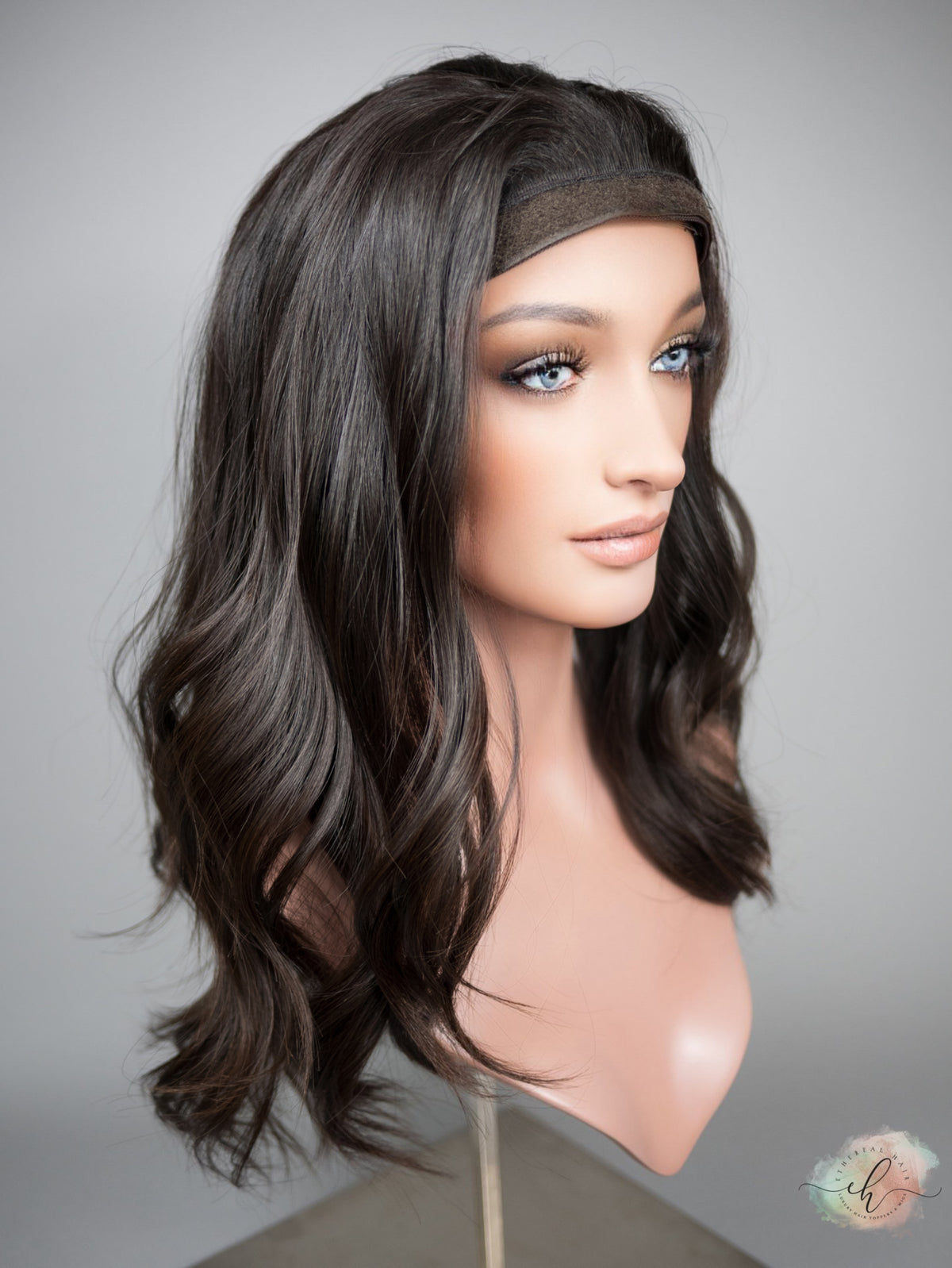 “LARK" Premium Pony Wig: Sz. M, 23"