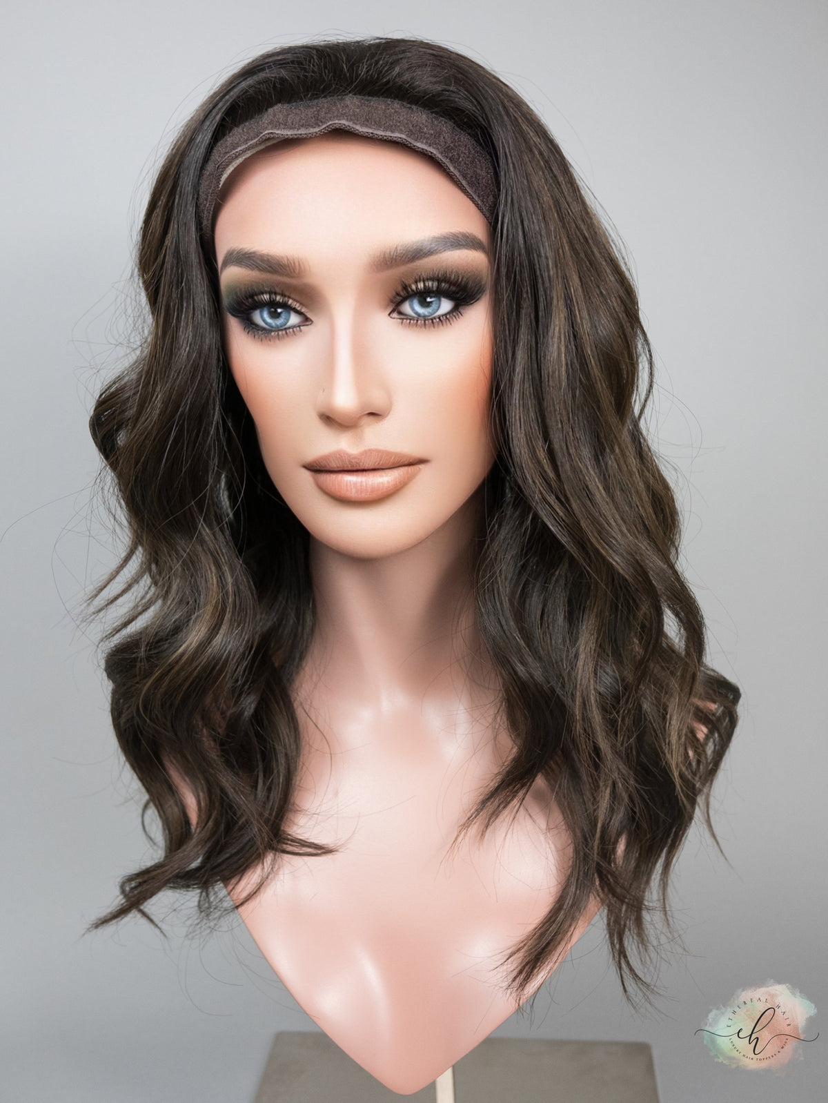“LARK" Premium Pony Wig: Sz. M, 21-22"