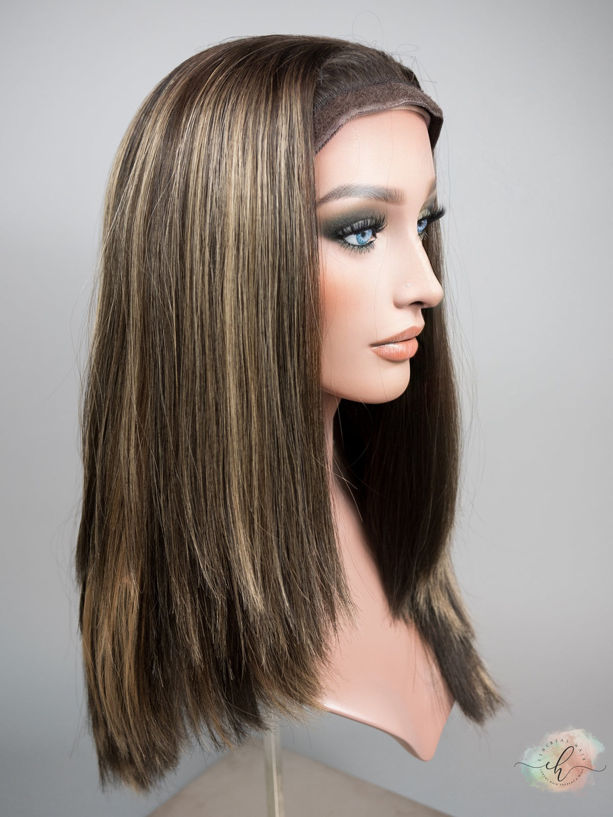 "WYNONNA" Premium Pony Wig: Sz. L, 23"