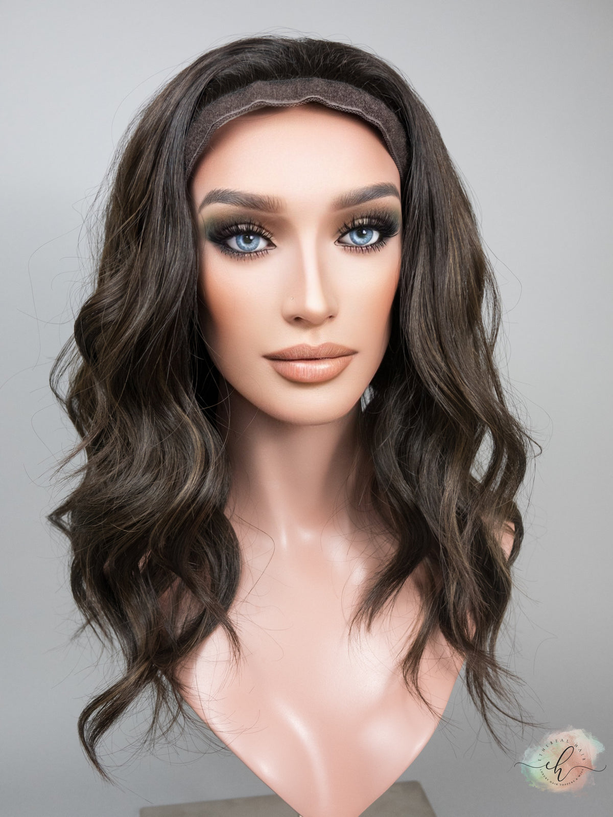 “LARK" Premium Pony Wig: Sz. M, 21-22"
